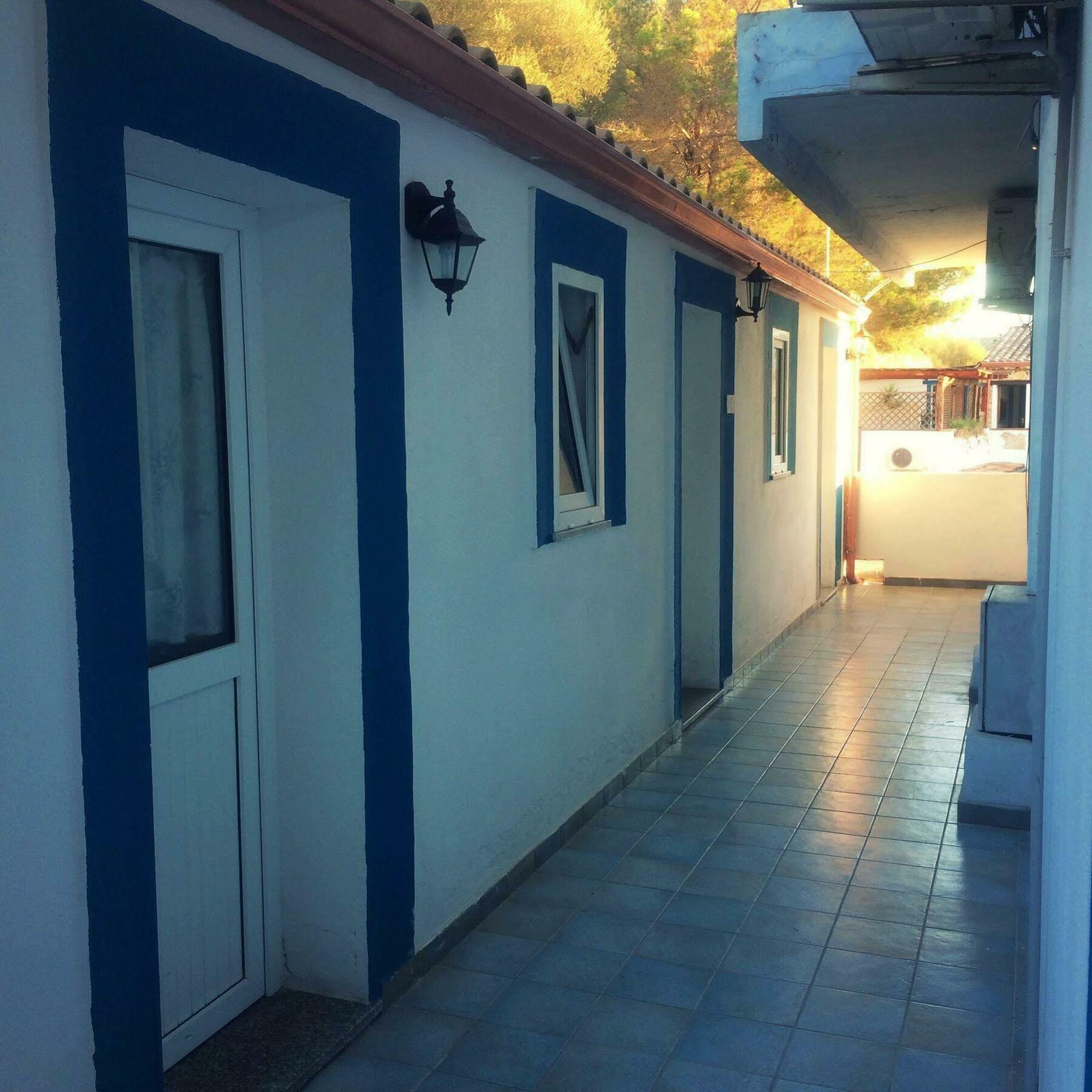 En Ville Bed And Breakfast Gonnesa Exterior foto